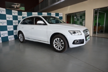 2016 Audi Q5 2.0 TDi S Quattro S-tronic  - ABS, AIRCON, CLIMATE CONTROL, ELECTRIC WINDOWS, LEATHER SEATS, PARK DISTANCE CONTROL, XENON LIGHTS, SUNROOF, AIRBAGS, ALARM, CRUISE CONTROL, PARTIAL-SERVICE RECORD, RADIO, BLUETOOTH, CD. Finance available, trade-ins welcome, Rental, T&C'S apply!!!