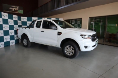 2021 Ford Ranger IX 2.2 TDCi XL Super Cab - ABS, AIRCON, CLIMATE CONTROL, ELECTRIC WINDOWS, TOWBAR, AIRBAGS, ALARM, FULL-SERVICE RECORD, RADIO, BLUETOOTH, USB, SPARE KEYS. Finance available, trade-ins welcome, Rental, T&C'S apply!!!