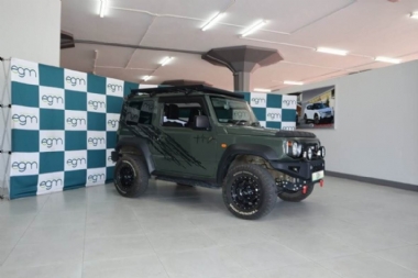 2023 Suzuki Jimny 1.5 GLX - ABS, AIRCON, ELECTRIC WINDOWS, TOWBAR, AIRBAGS, ALARM, CRUISE CONTROL, FULL-SERVICE RECORD, RADIO, BLUETOOTH, USB, FRONT AND BACK BUMPER REPLACEMENTS, ROOFRACK. Finance available, trade-ins welcome, Rental, T&C'S apply!!!