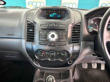 17333FordRanger010-1-th.jpg