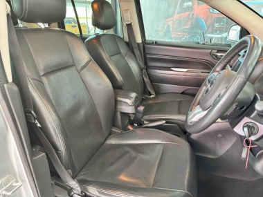 17339JeepCompass006-th.jpg