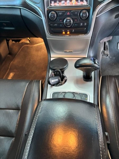 17384GrandCherokee013-th.jpg