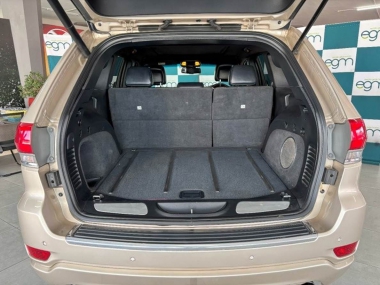 17384GrandCherokee021-th.jpg