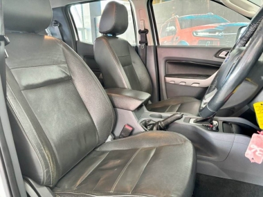 17387FordRangerV3.2TDCi006-th.jpg