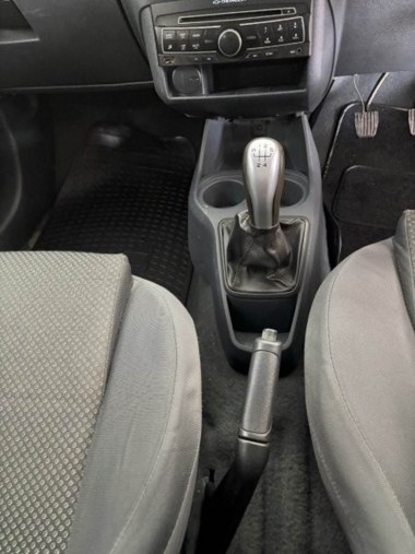 17399ChevroletUtilityAircon010-th.jpg