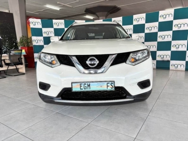 17400NissanXTrail002-th.jpg