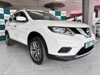 17400NissanXTrail003-th.jpg