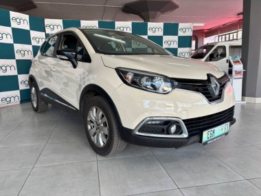17401RenaultCapture900T004-th.jpg