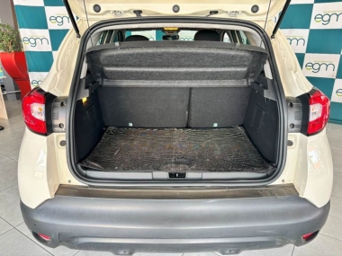 17401RenaultCapture900T021-th.jpg