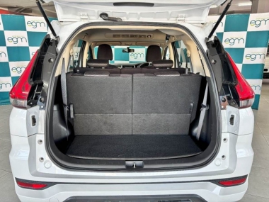 17402MitsubishiXpander021-th.jpg