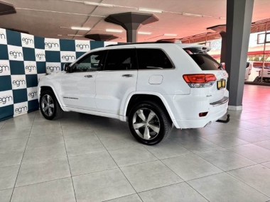 17520JeepGrandCherokee021-th.jpg