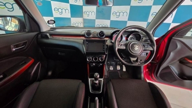 17555SuzukiSwift010-th.jpg