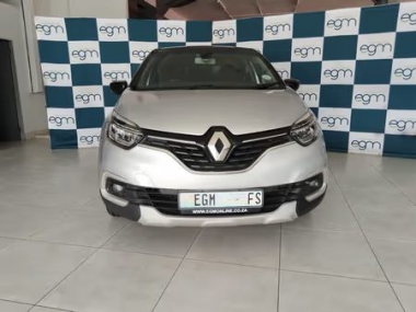 17596RenaultCaptur002-th.jpg