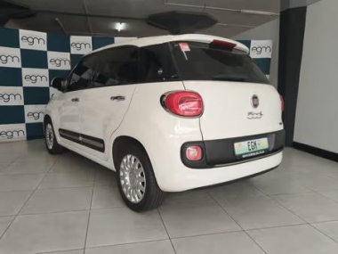 17720-2017Fiat500L006-th.jpg