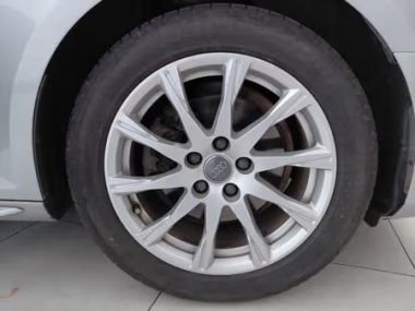 17826AudiA4007-th.jpg