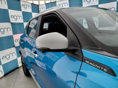 17882NissanMagnite015-th.jpg