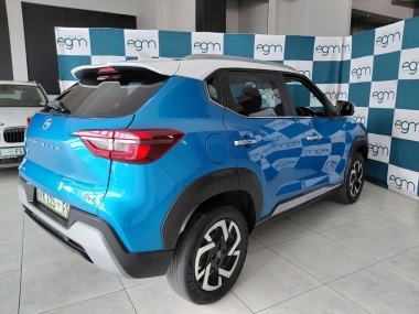 17882NissanMagnite022-th.jpg