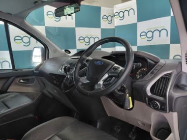 178882015FordTourneoCustom013-th.jpg