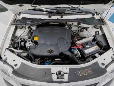 17915NissanNP2001.5dCi019-th.jpg