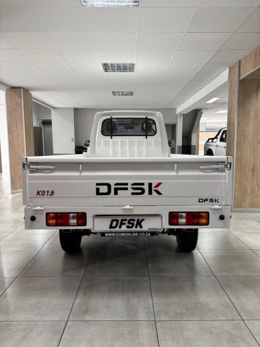 DFSKK01SWorkhorse004-1-th.jpg