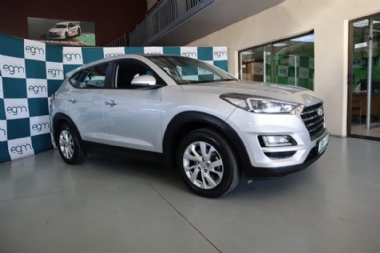 2019 Hyundai Tucson 2.0 Nu Premium Auto  - ABS, AIRCON, CLIMATE CONTROL, ELECTRIC WINDOWS, REVERSE CAMERA, XENON LIGHTS, AIRBAGS, ALARM, CRUISE CONTROL, FULL-SERVICE RECORD, RADIO, BLUETOOTH, USB, AUX, SPARE KEYS. Finance available, trade-ins welcome, Rental, T&C'S apply!!!