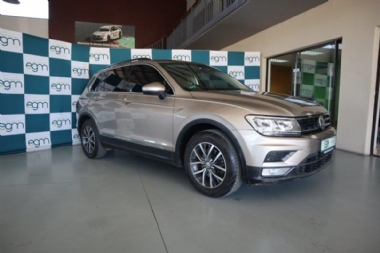 2016 Volkswagen (VW) Tiguan 1.4 TSi Comfortline (92KW)  - ABS, AIRCON, CLIMATE CONTROL, ELECTRIC WINDOWS, LEATHER SEATS, PARK DISTANCE CONTROL, TOWBAR, AIRBAGS, ALARM, CRUISE CONTROL, FULL-SERVICE RECORD, RADIO, BLUETOOTH, USB, AUX, SPARE KEYS. Finance available, trade-ins welcome, Rental, T&C'S apply!!!